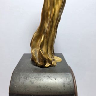 Orologio Kienzle Con scultura Déco in Metallo Dora