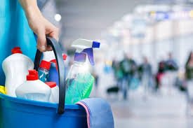 Servicio de limpieza de pisos y oficinas