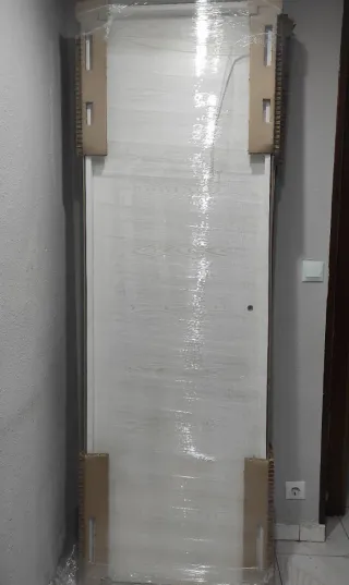 3 puertas de interior blanca canarias. 80€/220€x3