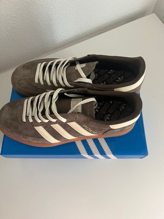 Adidas Spezial Marrones Beige