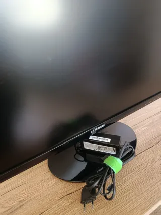 Monitor Samsung 24 Negro