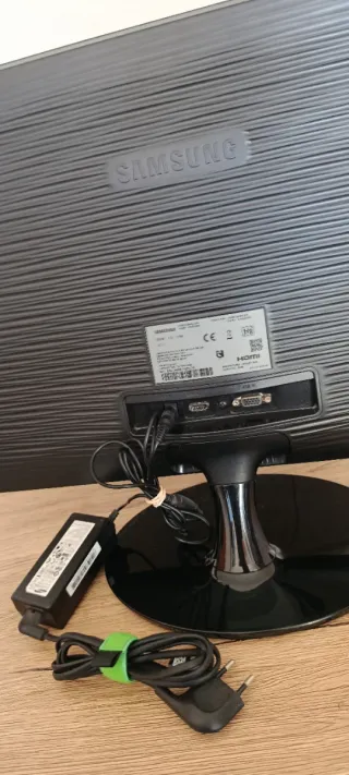 Monitor Samsung 24 Negro