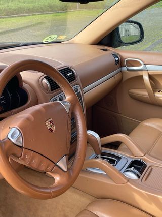 Porsche Cayenne 2005