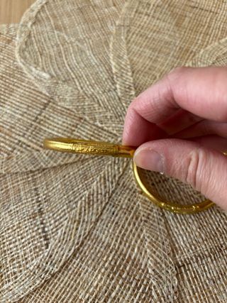 2 Pulseras Tibetanas Doradas