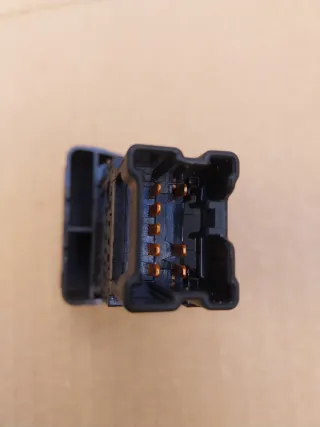 Botón warning Nissan Patrol GR Y61