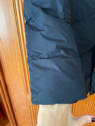 Abrigo El Ganso Azul Oscuro Plumas