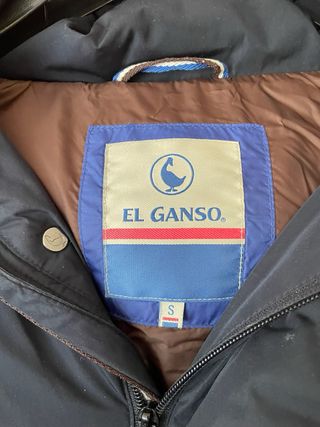 Abrigo El Ganso Azul Oscuro Plumas