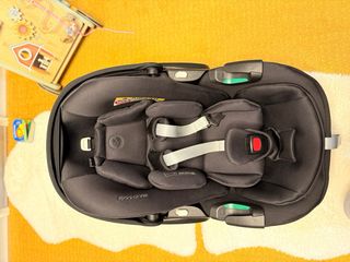 Maxi Cosi Pebble 360 Pro + Base Isofix