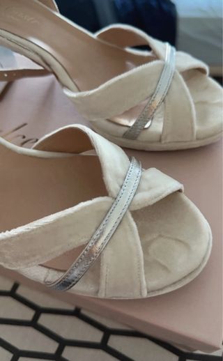 Tacchi Dulce Castro in velluto