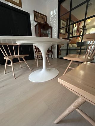 Mesa Tulip y 4/5 Sillas Comedor