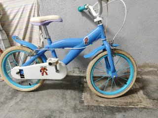 Bicicleta infantil azul