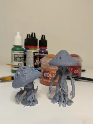 Figuras resina "hombres setas" (micónidos)