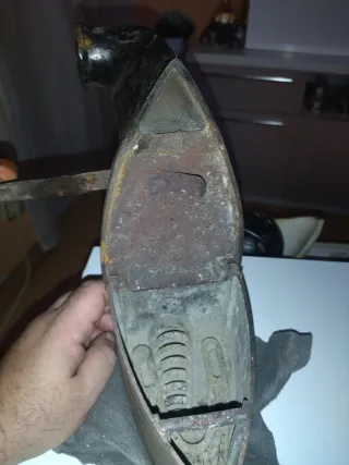 Plancha antigua de carbón N°7