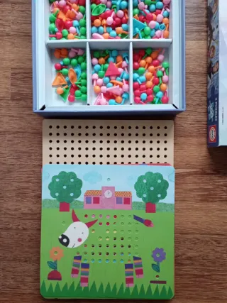 2 Puzzles Frozen + Juego Mosaico Djeco