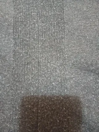 Suéter Gris Cuello Pico Talla grande