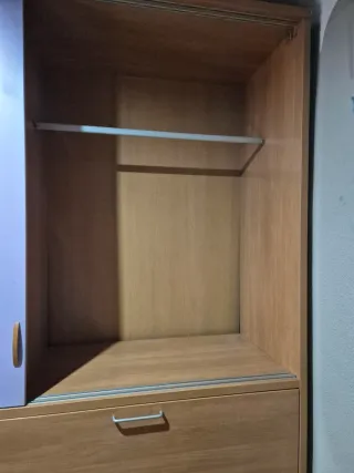 Habitación juvenil completa color madera y lila