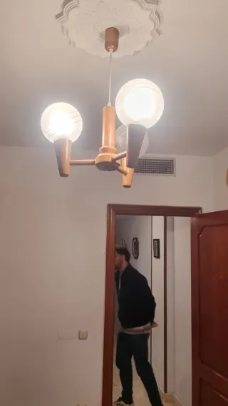 Lámpara colgante vintage madera y cristal