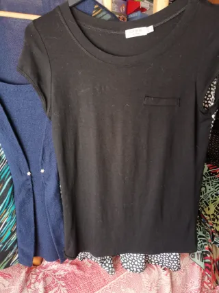 Blusa estampada multicolor muy ponible y bonita, o