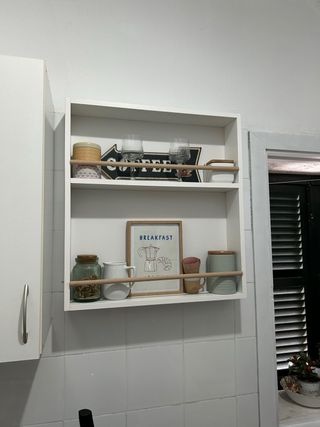 Estantería de cocina madera