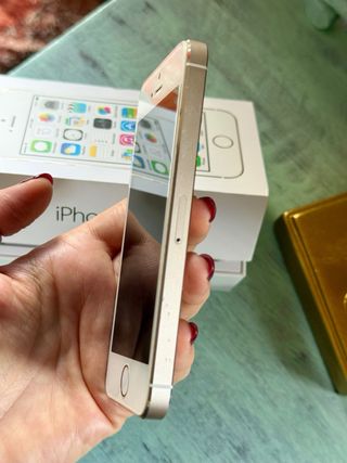 iPhone 5s 16GB Oro y Blanco