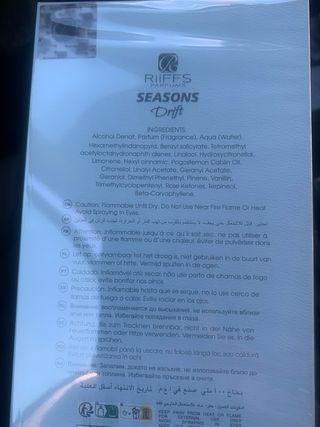 Perfume Drift Azul y Blanco