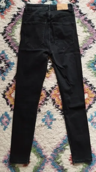 Jeans Zara pitillo negros