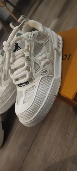 Scarpe Louis Vuitton rosse/nero, altro bianche