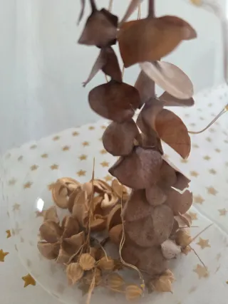 Lámpara decorativa de cristal con luz LED.