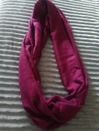 Bufanda cerrada granate