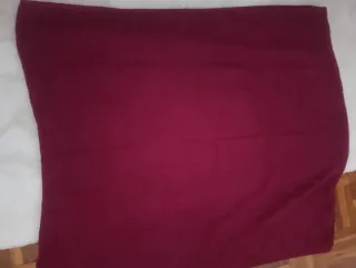 Bufanda cerrada granate