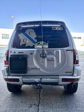Mitsubishi Montero 2002