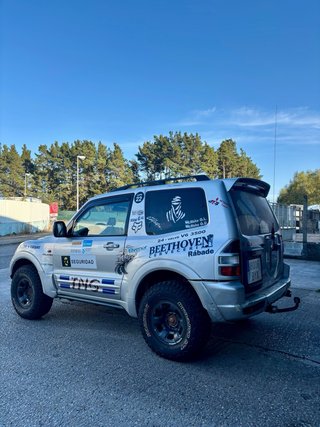 Mitsubishi Montero 2002