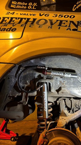 Mitsubishi Montero 2002