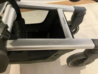 Carrito Joolz Hub+ con barra y bolso