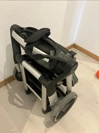 Carrito Joolz Hub+ con barra y bolso