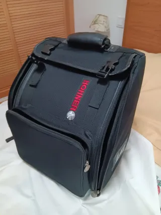 Acordeón Hohner Bravo II 48