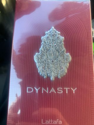 Perfume Lattafa Dynasty Rojo y Plateado