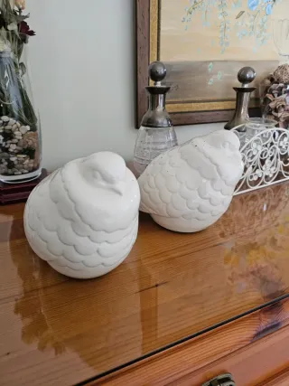 Palomas decorativas de cerámica