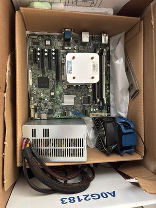 Despiece (lote) componentes HP Proliant ML310 Gen8