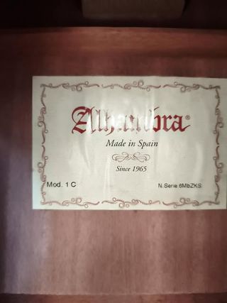 Guitarra Alhambra 1C