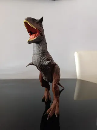 Dinosaurio Carnotaurus Juguete