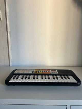 Teclado Yamaha PSS-F30 - Piano