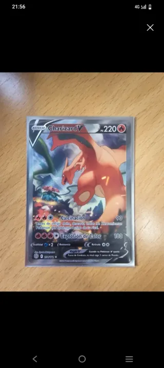 Carta Pokémon Charizard V