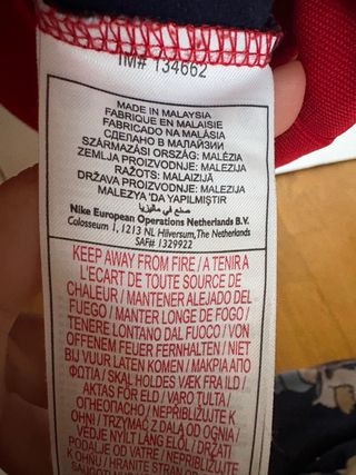 Chaqueta Nike Roja y Azul