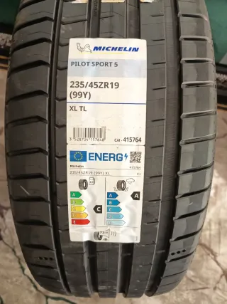 Michelin Pilot Sport 5 235/45ZR19 99Y XL