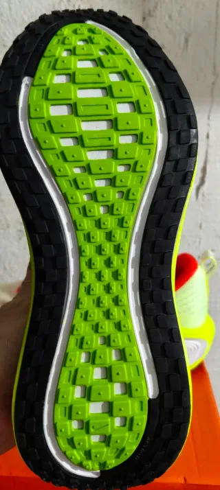 Nike Air Zoom Vomero Plus Talla 44 A Estrenar