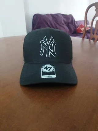 Gorra NY New Era 47 Negra