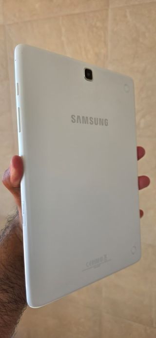 Samsung Galaxy Tab A SM-T550 + funda