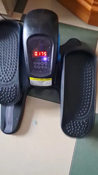 Mini Elíptica Eléctrica Krhüner con Mando