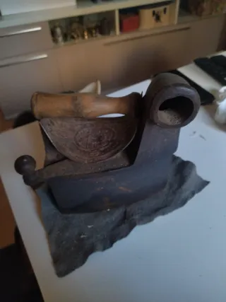 Plancha de carbón antigua N°6